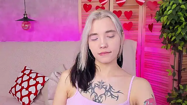 as1an girlfriend online show from February 2025 07:06:02 AM