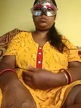 Snapshot of tinabhabhi chatting on April 2026 09:47:02 AM tinabhabhi online show from April 2026 09:47:02 AM
