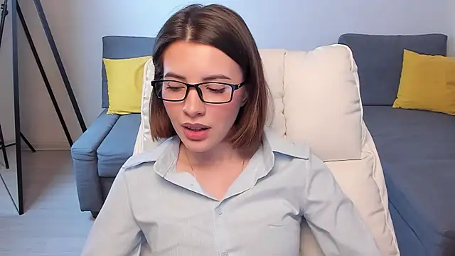 Anita Robby online show from April 2026 12:50:01 PM