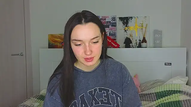 Wild Sophie  online show from January 2025 09:05:01 PM