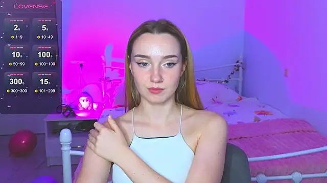 Wild Sophie  online show from December 2025 07:53:02 PM