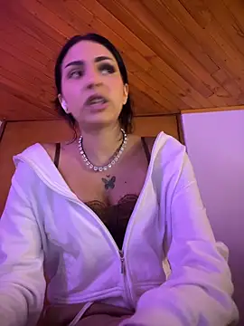 Hilary pinkk online show from April 2026 12:56:01 AM