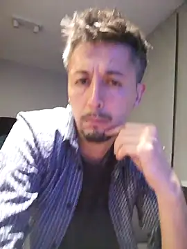 Lighto1 online show from April 2026 04:35:01 AM