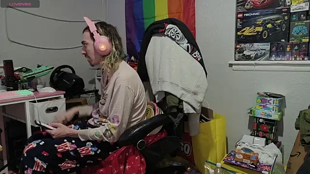 tallnerdyguy online show from April 2026 02:26:02 AM