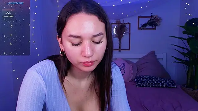 margeriTirell online show from October 2025 02:54:01 AM