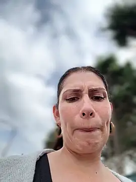 Alysson-- online show from April 2026 01:25:02 PM