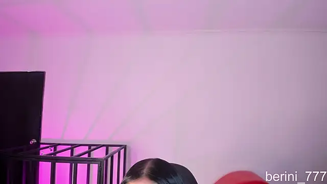 AmberiniHoffman online show from March 2026 11:58:02 AM