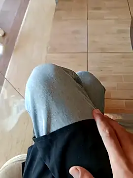 Snapshot of Anal_Fisting9 chatting on November 2025 03:00:02 PM Anal Fisting9 online show from November 2025 03:00:02 PM