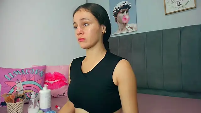 naughtyloverss online show from February 2026 12:53:02 PM