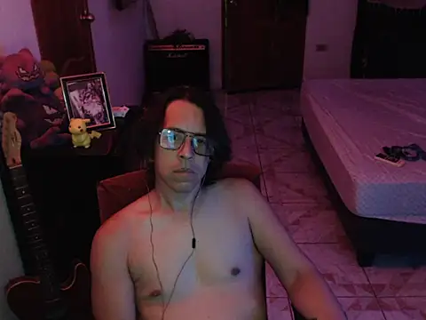 Snapshot of Pit_xxz chatting on May 2026 11:44:01 PM Pit xxz online show from May 2026 11:44:01 PM