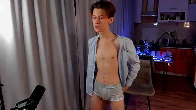 AndrewwCarter2 online show from February 2025 07:15:02 PM