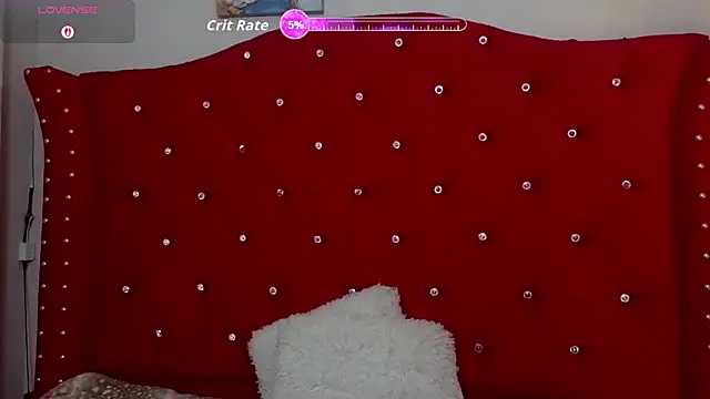 charlotte1-ls online show from October 2025 09:25:02 PM