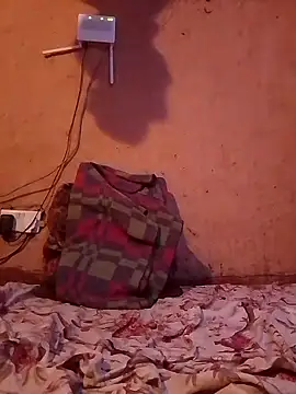 QUEEN-NAIMA online show from September 2025 06:48:02 AM