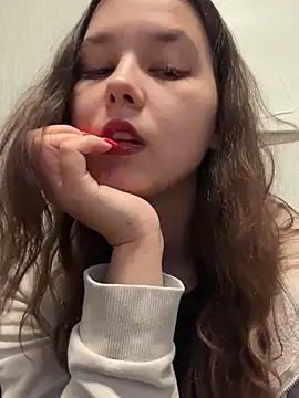 PoppyRobinson online show from December 2024 11:39:02 AM