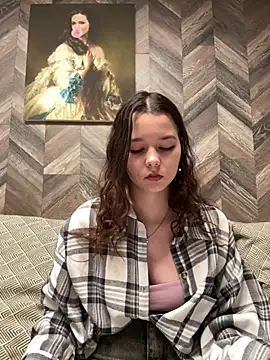 PoppyRobinson online show from January 2025 09:08:01 AM