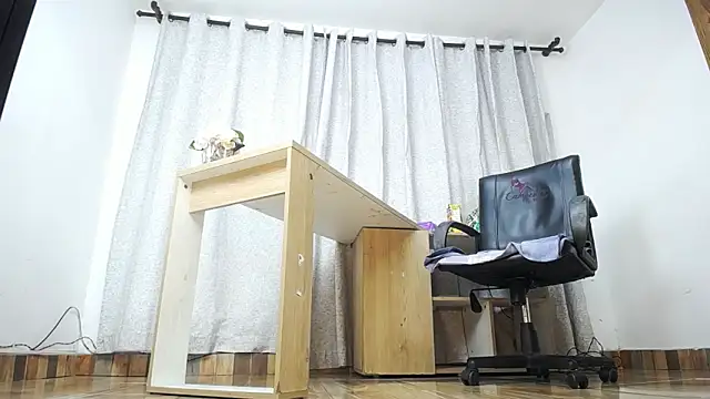 Snapshot of Kathleen_Rodriguez chatting on November 2025 11:13:02 AM Kathleen Rodriguez online show from November 2025 11:13:02 AM