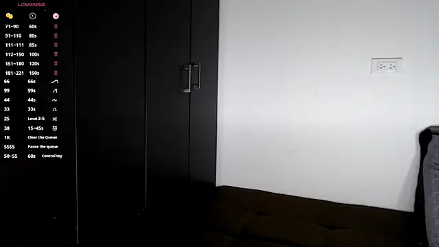 gigilovedback online show from November 2025 11:04:01 PM