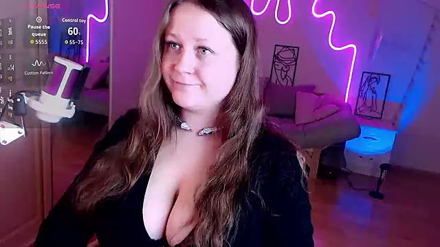 LizzyShine online show from September 2025 03:03:02 PM