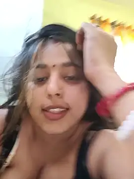 Snapshot of Sweet-Rani chatting on April 2026 10:58:02 AM Sweet-Rani online show from April 2026 10:58:02 AM