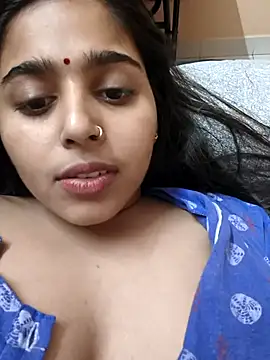 Snapshot of Sweet-Rani chatting on April 2026 07:09:01 PM Sweet-Rani online show from April 2026 07:09:01 PM