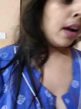 Snapshot of Sweet-Rani chatting on May 2026 05:18:02 PM Sweet-Rani online show from May 2026 05:18:02 PM