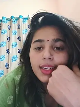 Snapshot of Sweet-Rani chatting on May 2026 05:42:04 PM Sweet-Rani online show from May 2026 05:42:04 PM