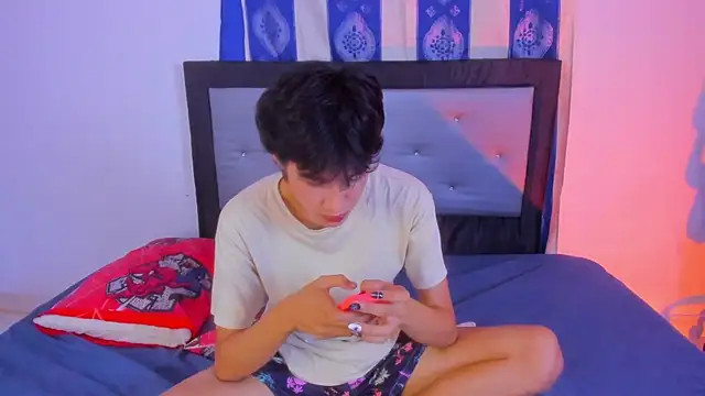 Johhan  Lee online show from December 2024 02:37:02 AM