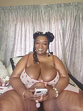 Snapshot of ThickianaRider chatting on October 2025 10:30:01 AM ThickianaRider online show from October 2025 10:30:01 AM