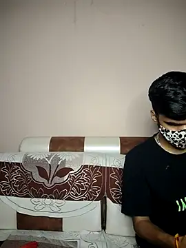 bigtitsqueen online show from March 2026 06:08:01 AM