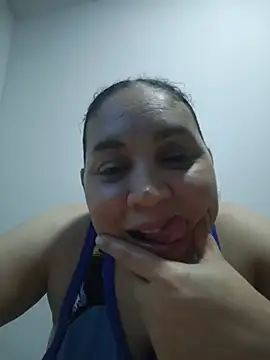 MirandaSoto online show from July 2026 06:27:01 AM