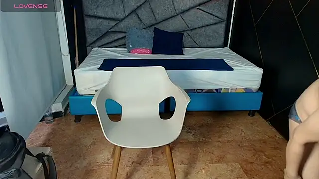 NatashaMason  online show from October 2025 12:14:02 PM