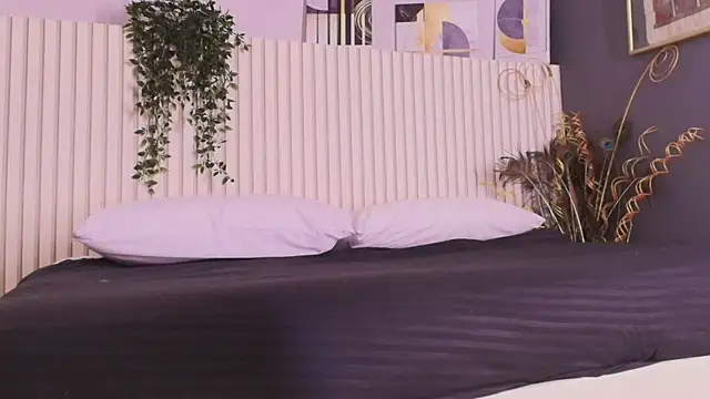 karina gomez 18 online show from June 2026 01:04:01 PM