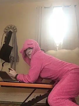 Luluof online show from March 2025 01:46:02 PM