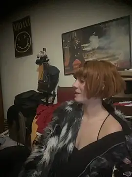 spacegirlll online show from September 2025 03:44:02 PM