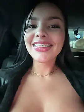 Snapshot of Maddy_Rouse_ chatting on September 2025 09:53:01 PM Maddy Rouse online show from September 2025 09:53:01 PM