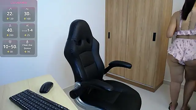 karoll marquez online show from February 2026 05:11:02 PM