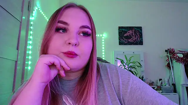 Snapshot of Greeenfriends6969 chatting on January 2025 10:01:02 PM Greeenfriends6969 online show from January 2025 10:01:02 PM