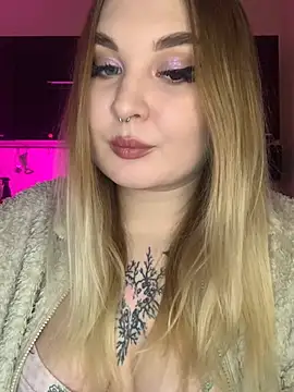 Snapshot of Greeenfriends6969 chatting on January 2025 12:30:01 AM Greeenfriends6969 online show from January 2025 12:30:01 AM