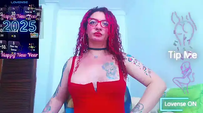 Skarleth77 online show from January 2025 10:45:01 PM
