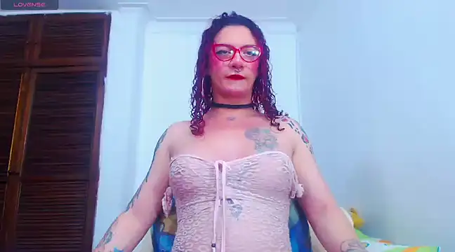 Skarleth77 online show from February 2025 09:04:01 AM