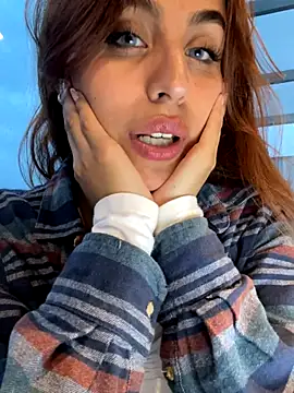 Katee Jones online show from November 2025 10:20:02 PM