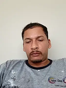 MorenoTatu online show from April 2026 03:39:01 PM