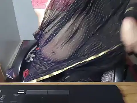 Snapshot of NithyaSingh chatting on February 2025 11:32:01 PM NithyaSingh online show from February 2025 11:32:01 PM