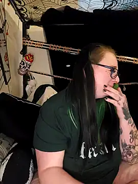 Bunny Cummings online show from October 2025 09:00:01 AM