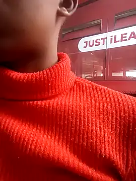 sexypetitexdoll23 online show from March 2025 05:30:01 AM