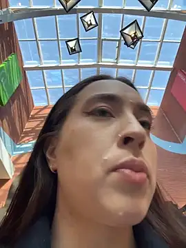 Holly Play online show from March 2026 11:59:02 AM