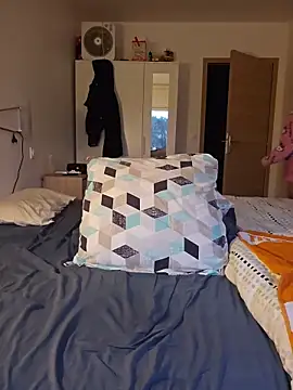 Chaudesquirt online show from February 2026 07:04:01 AM