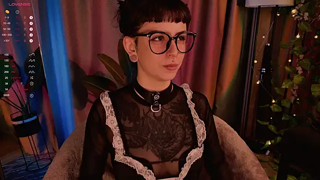 MichaellaMoon online show from January 2025 01:50:01 AM