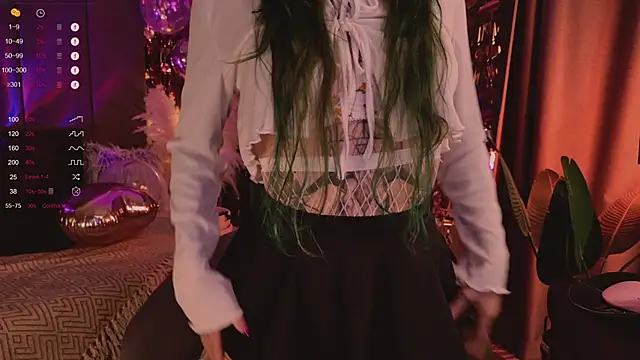 MichaellaMoon online show from February 2025 04:43:01 AM