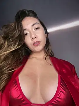 Iris lee online show from April 2026 12:53:01 AM